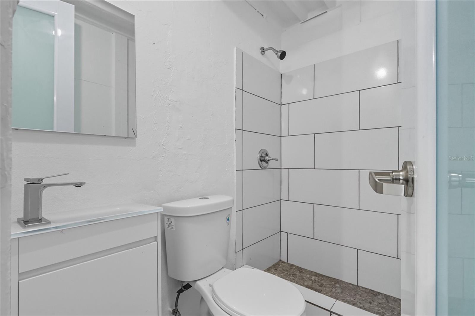 URB. VALLE UNIVERSITARIO - Residential