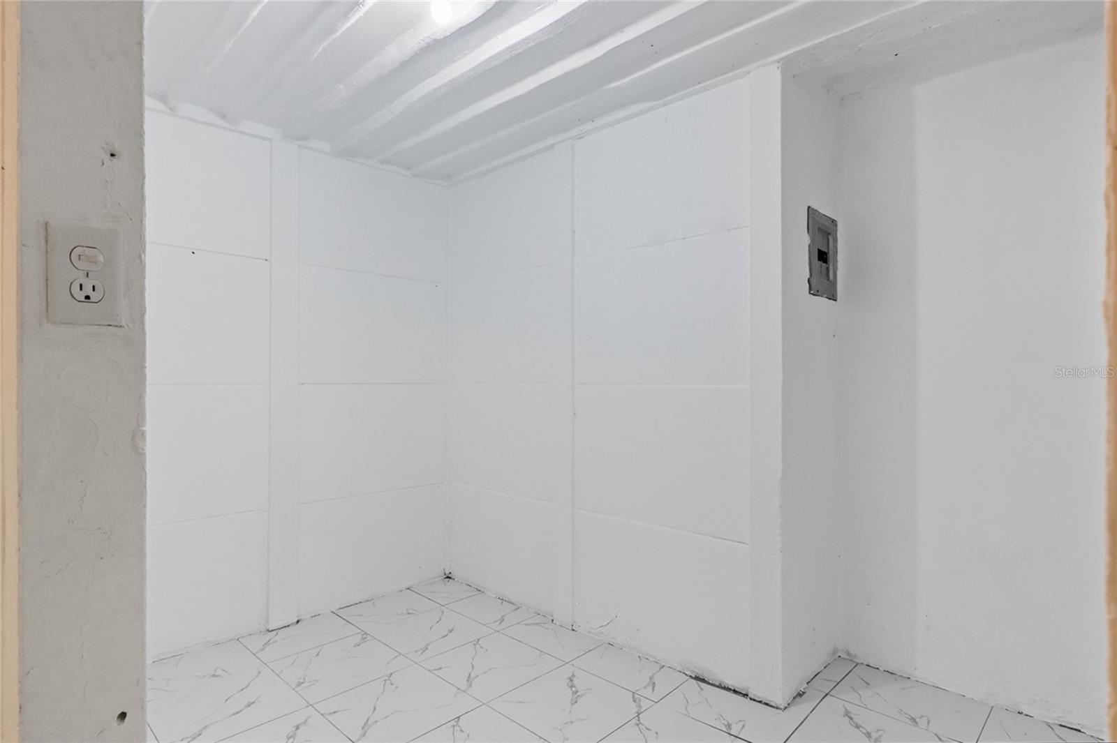 URB. VALLE UNIVERSITARIO - Residential