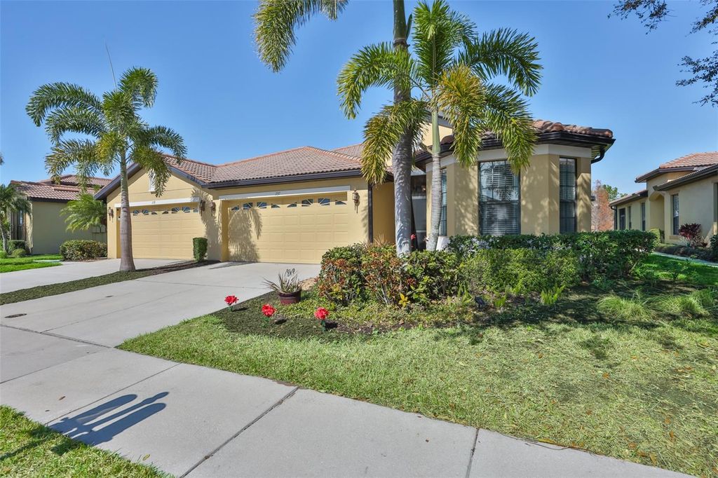 Photo of 237 Mystic Falls Drive, Apollo Beach, FL 33572 (MLS # TB8447629)