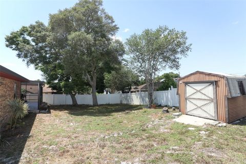 Single Family Residence in DELTONA FL 2037 APRICOT DR Dr 36.jpg