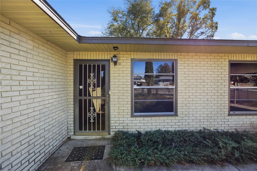 Photo of 7 Spring Lane Way, Ocala, FL 34472 (MLS # OM717454)