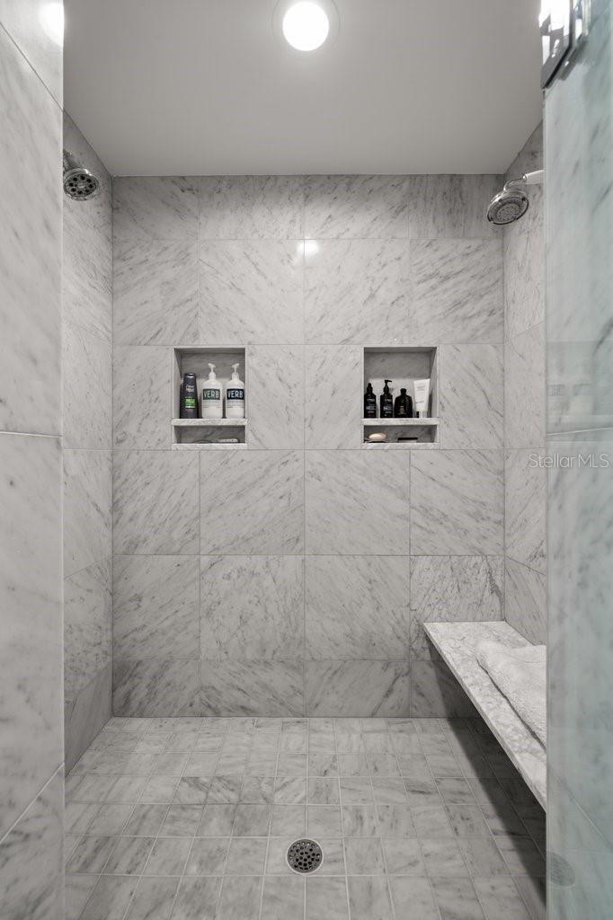 GOLF VIEW PLACE - Residential