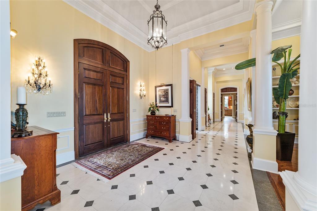 WESTBURY - Residential