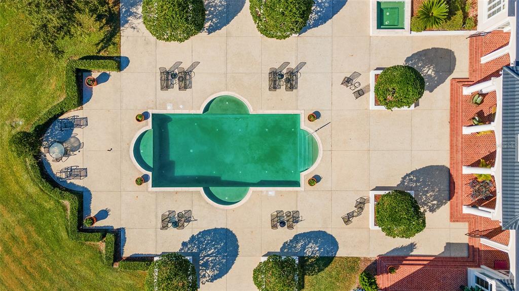 WESTBURY - Residential