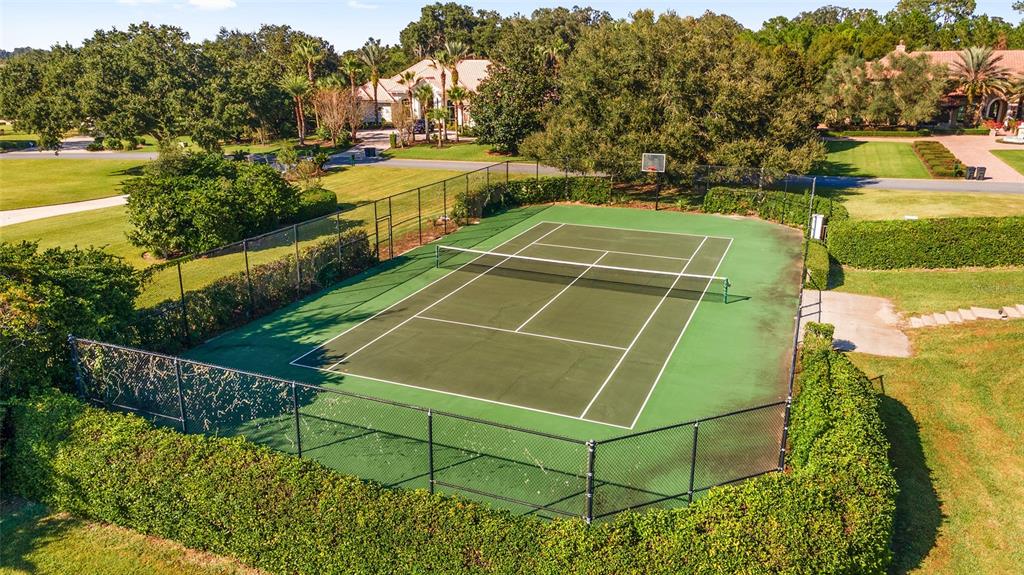 WESTBURY - Residential