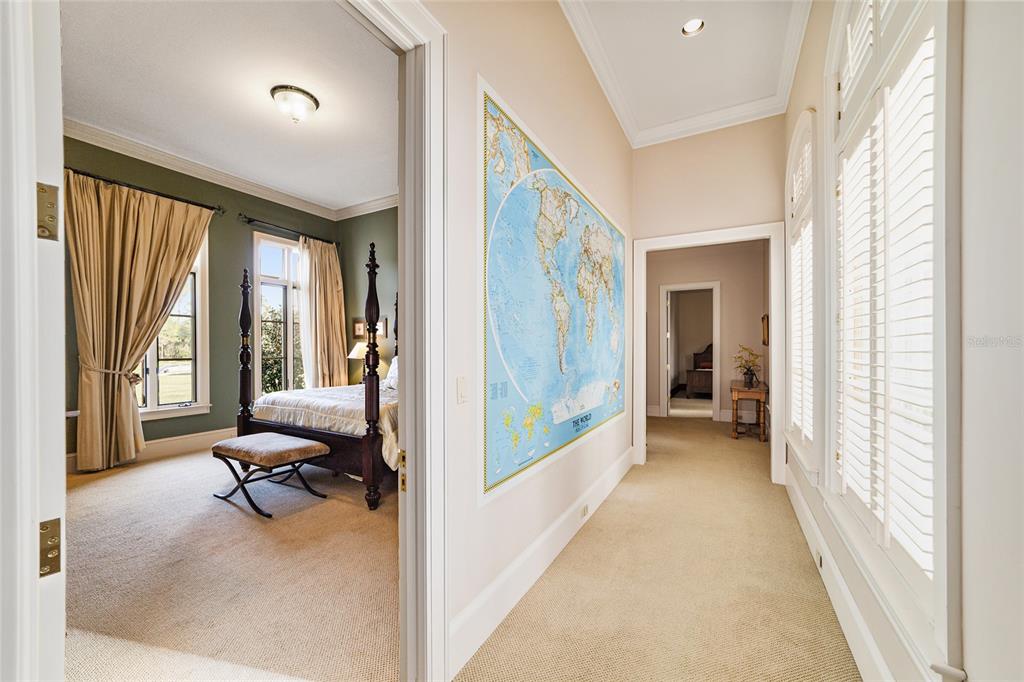 WESTBURY - Residential