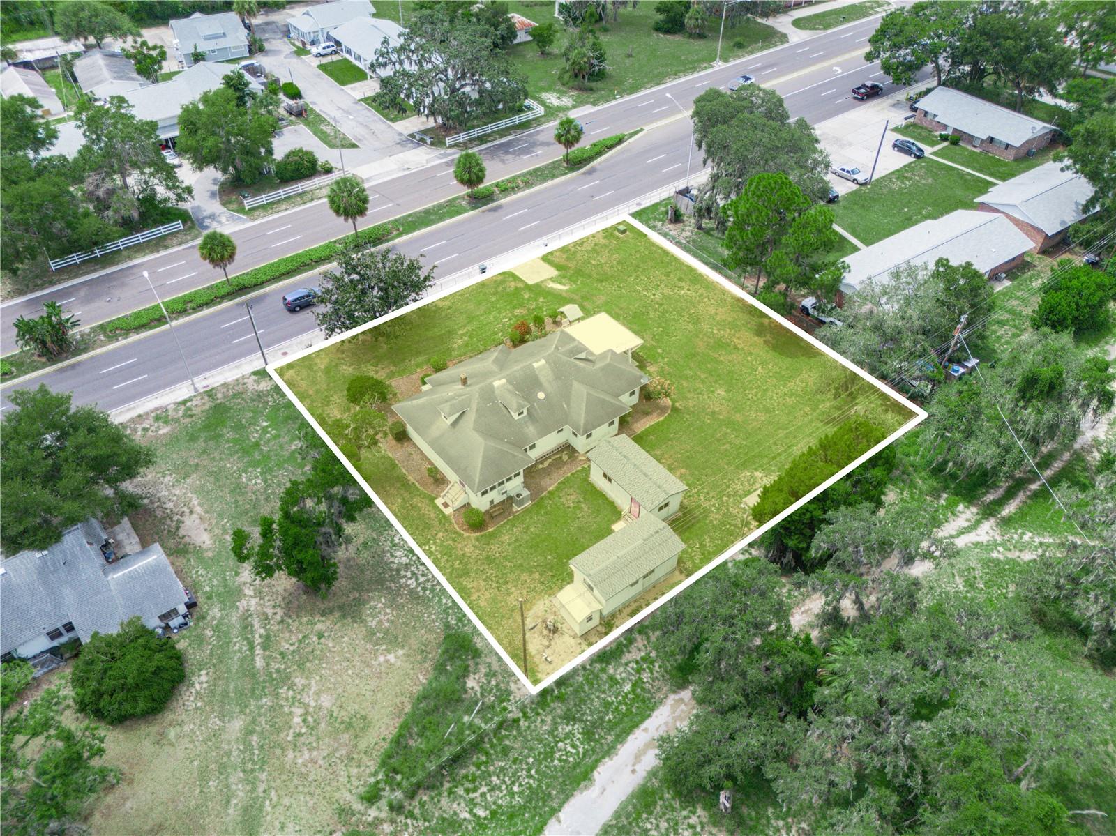 1070 S LAKE SHORE WAY