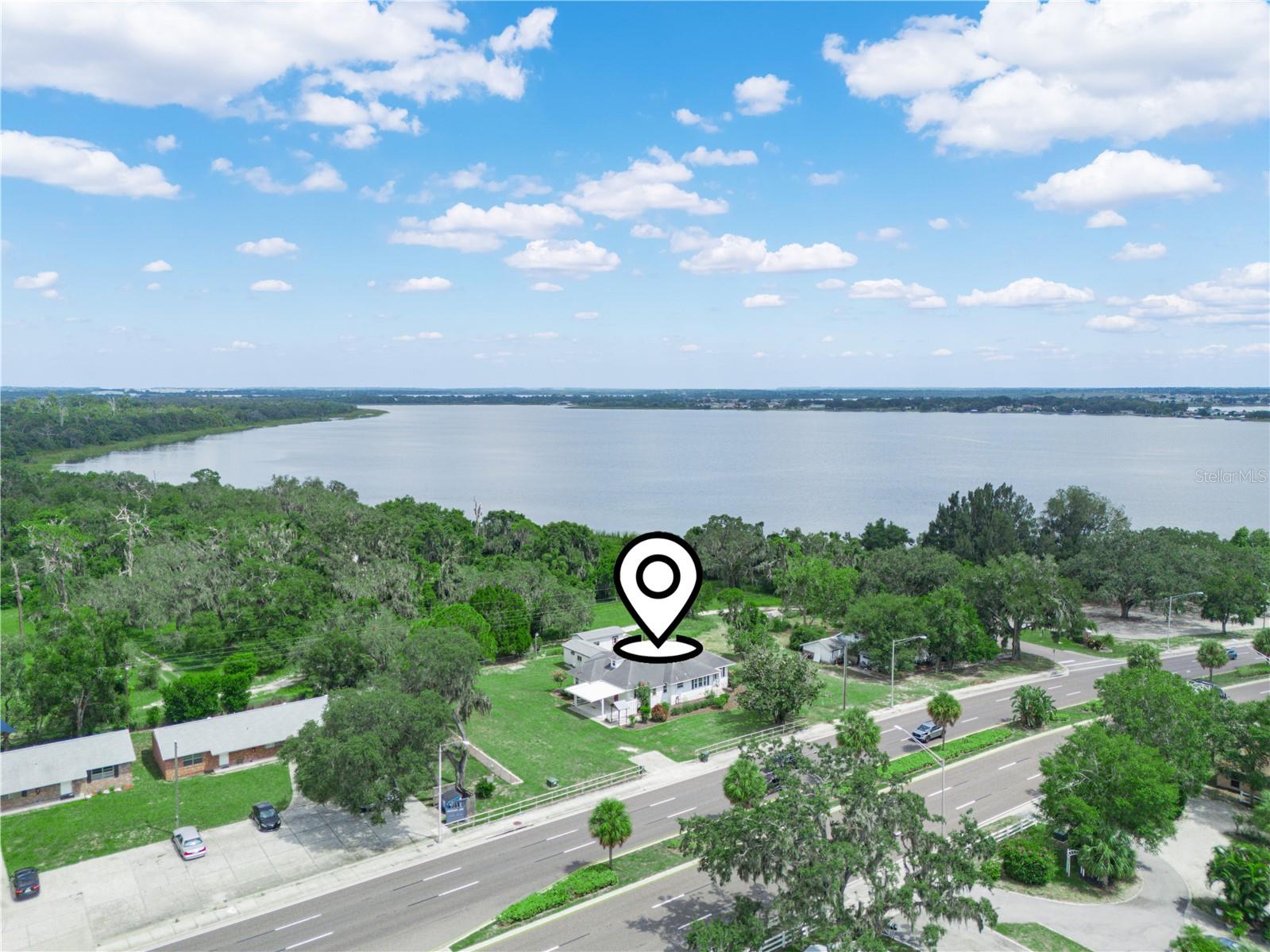 1070 S LAKE SHORE WAY