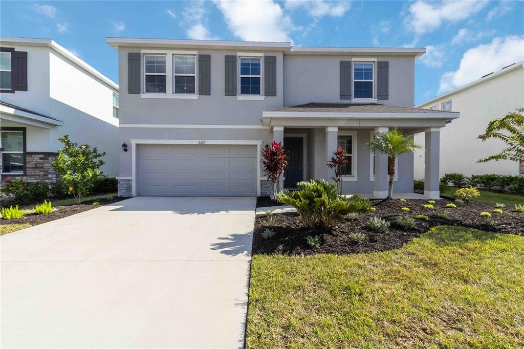Photo of 5307 Grove Mill Loop, Lakewood Ranch, FL 34211 (MLS # A4666946)