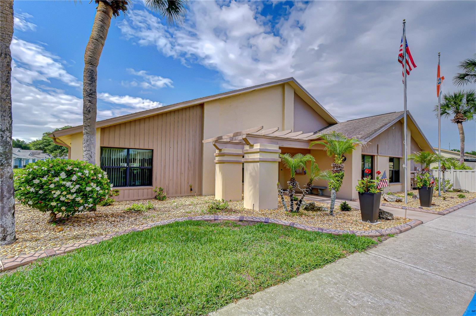 DRIFTWOOD ZEPHYRHILLS - Residential