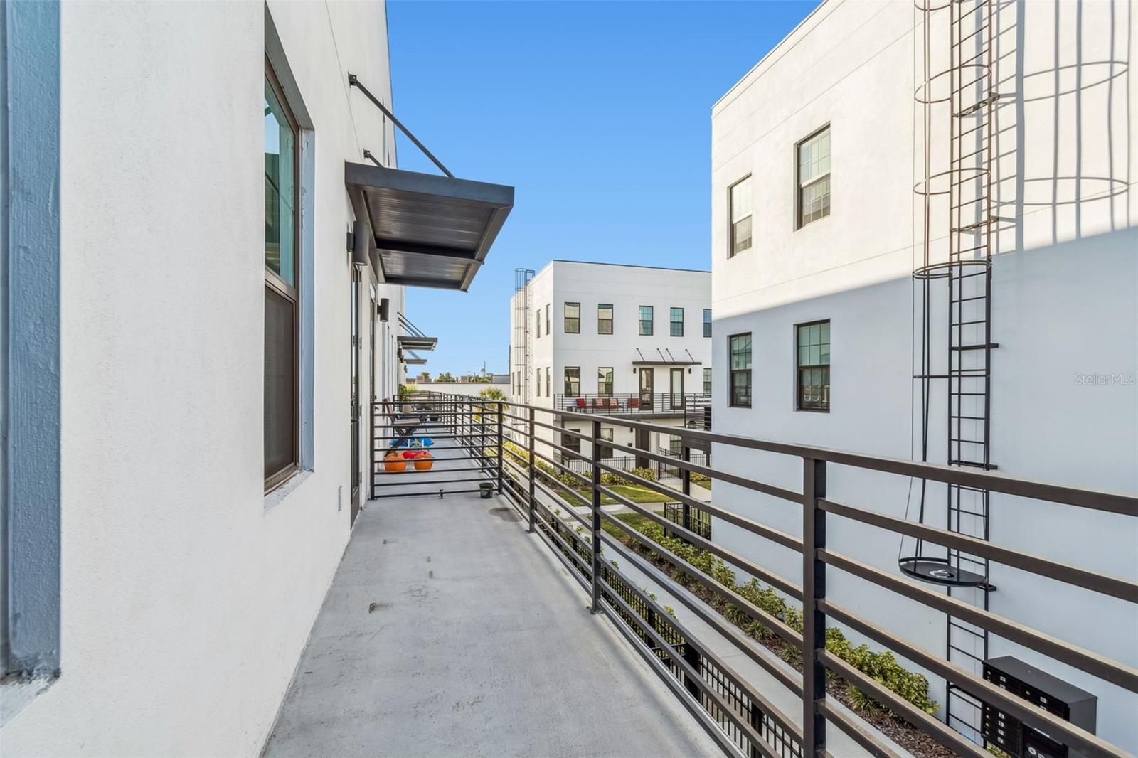 CANVAS WAD - Residential