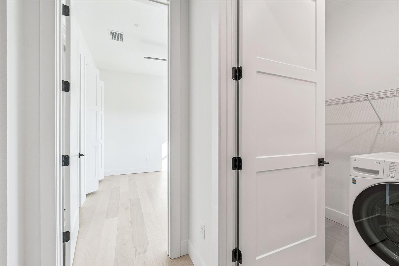 CANVAS WAD - Residential