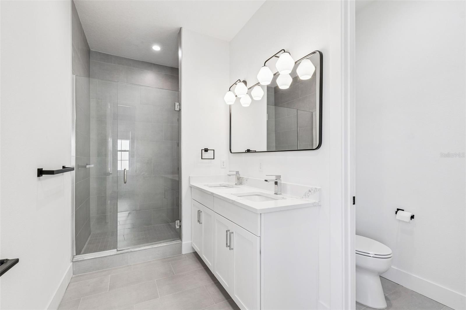 CANVAS WAD - Residential