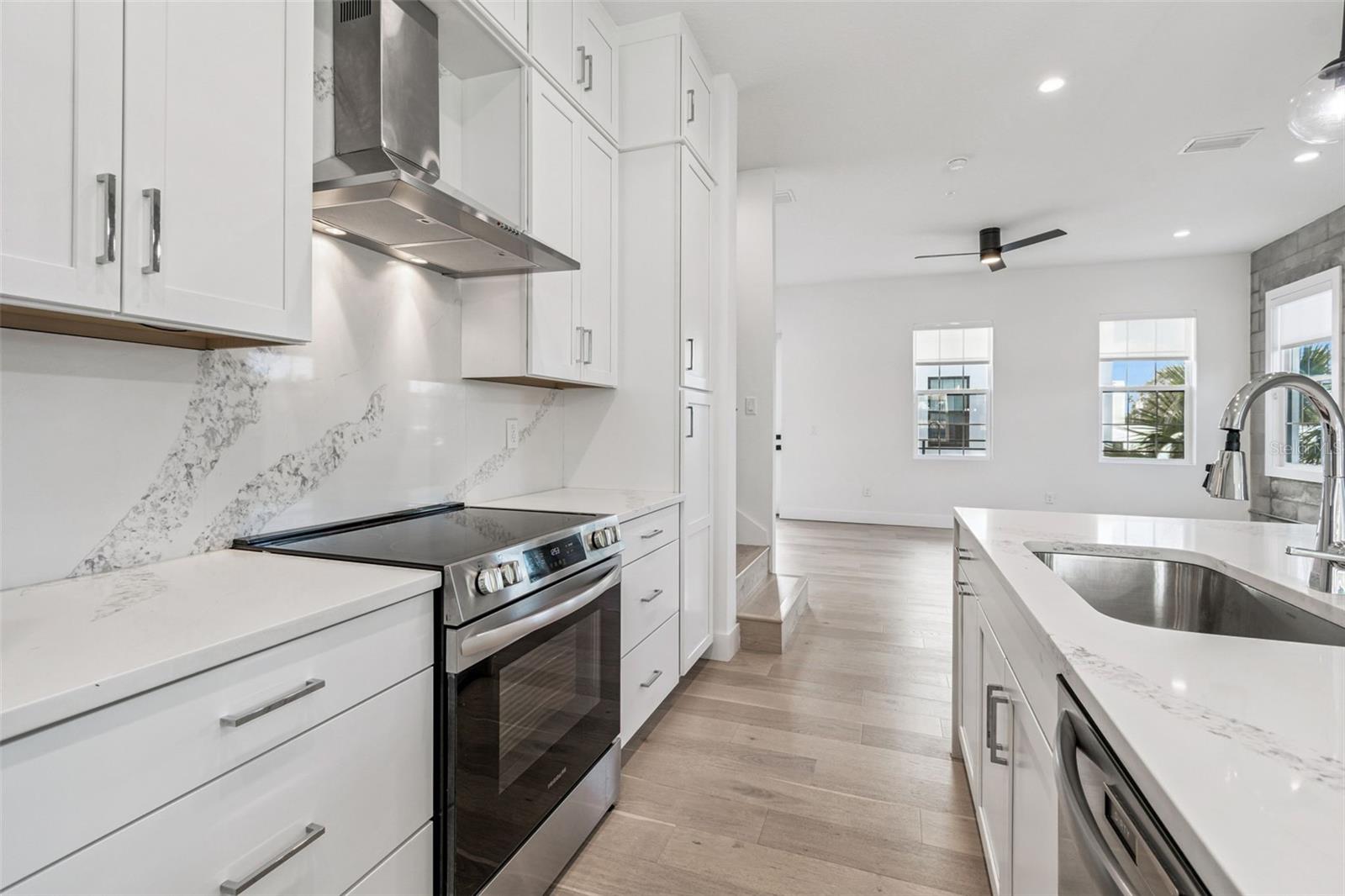 CANVAS WAD - Residential