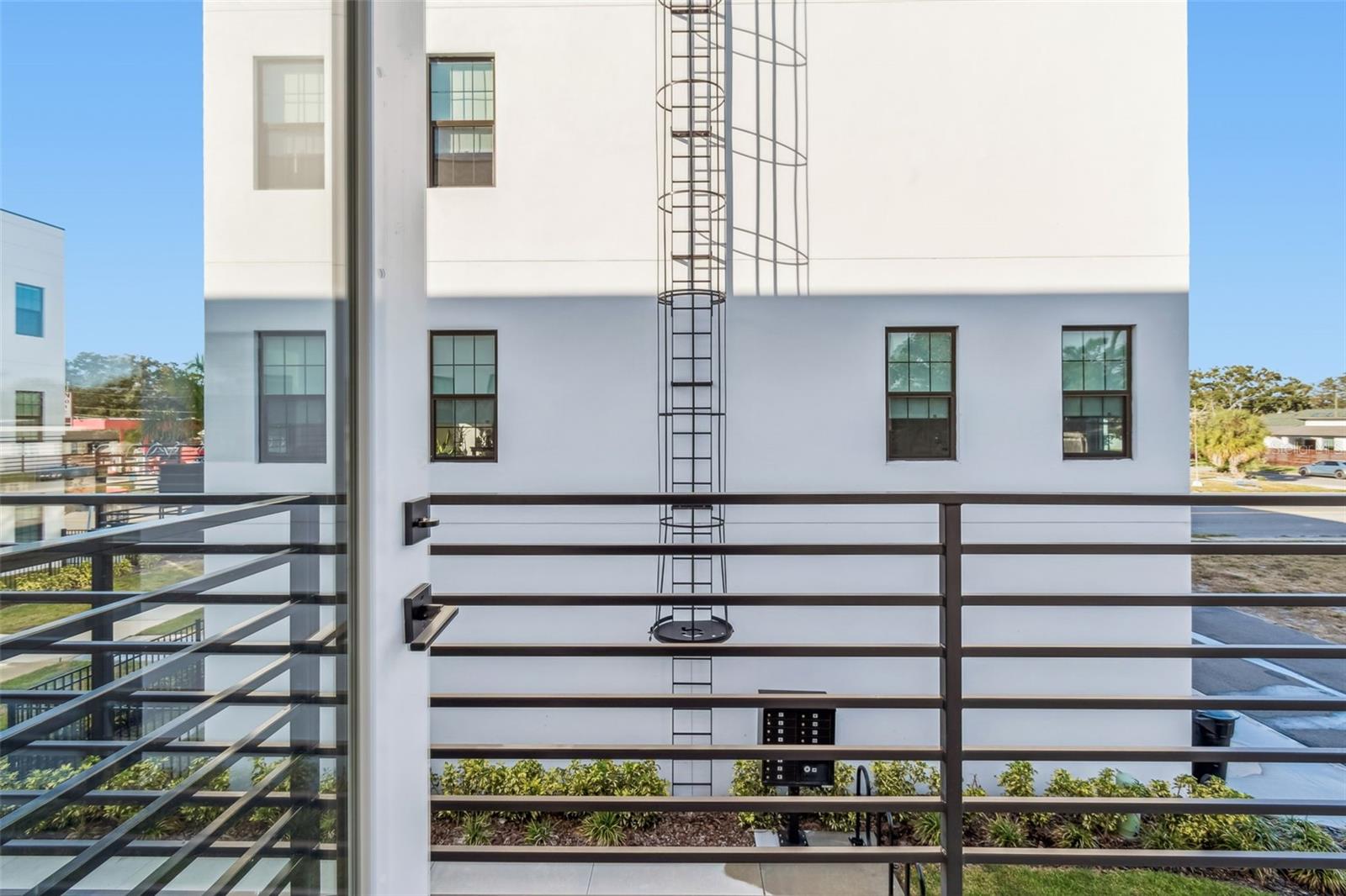 CANVAS WAD - Residential