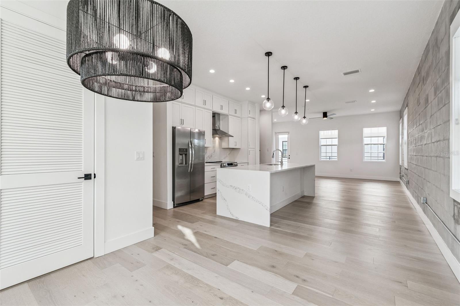 CANVAS WAD - Residential