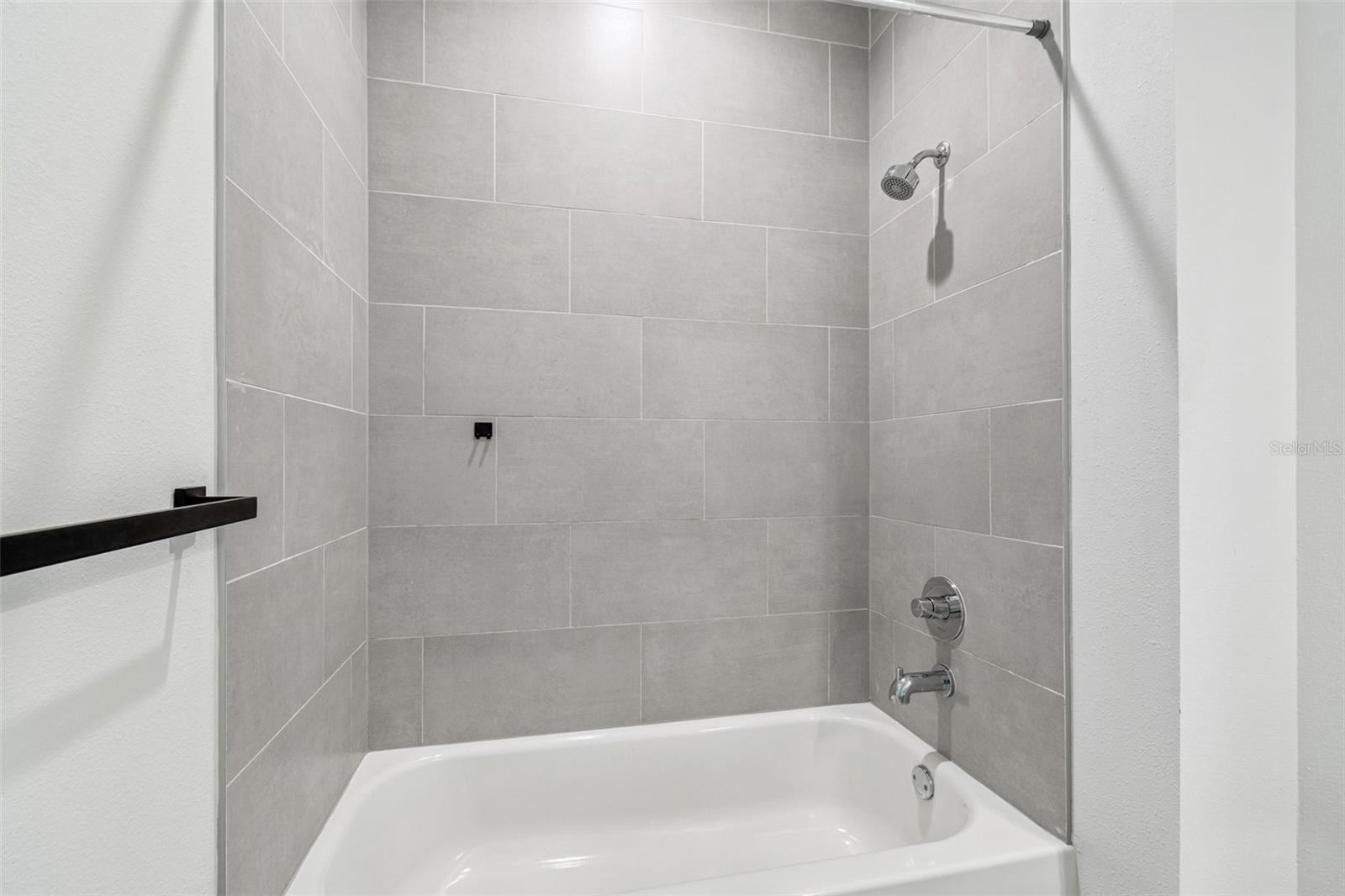 CANVAS WAD - Residential