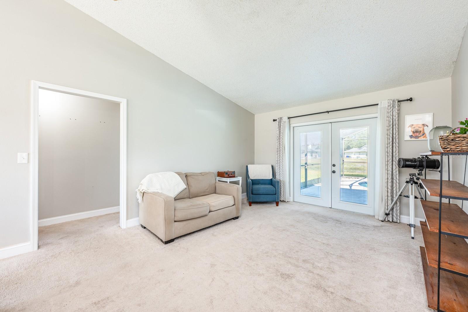 PINE CHASE ESTATES UNIT 1 - Residential