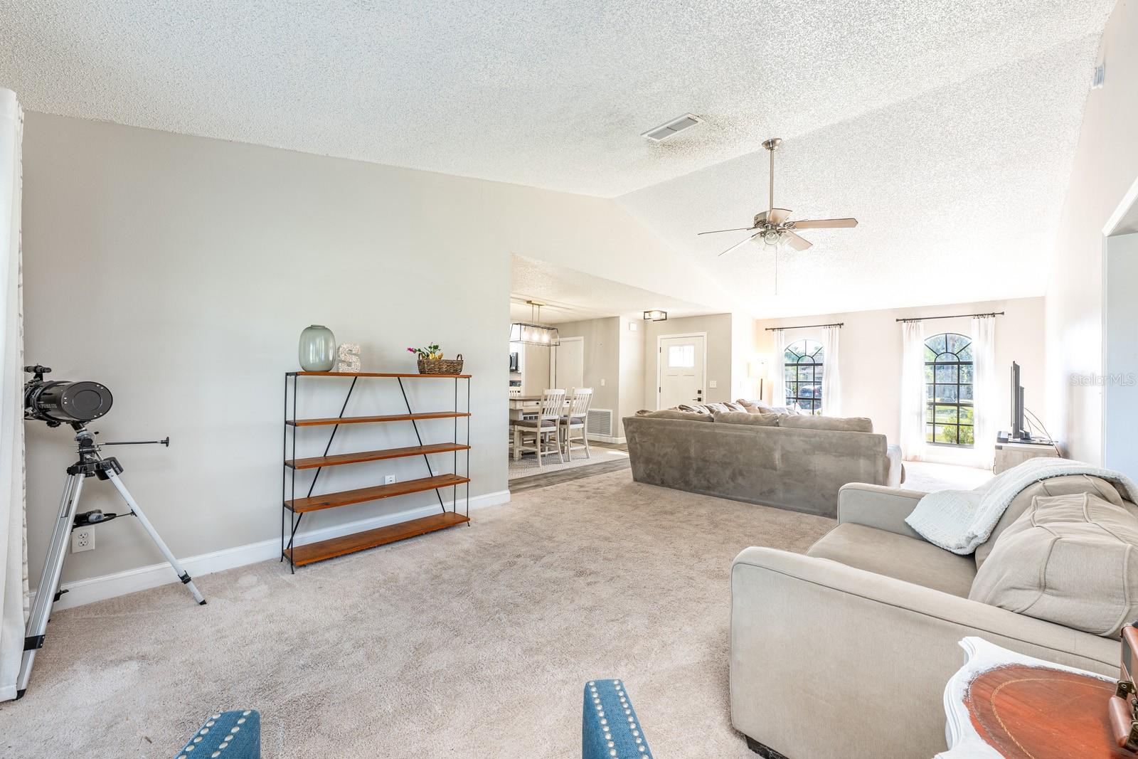 PINE CHASE ESTATES UNIT 1 - Residential