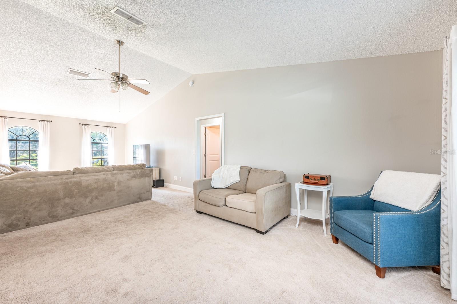 PINE CHASE ESTATES UNIT 1 - Residential