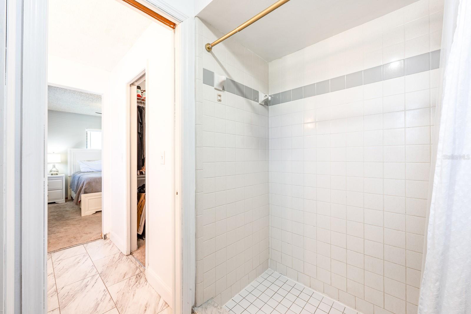 PINE CHASE ESTATES UNIT 1 - Residential