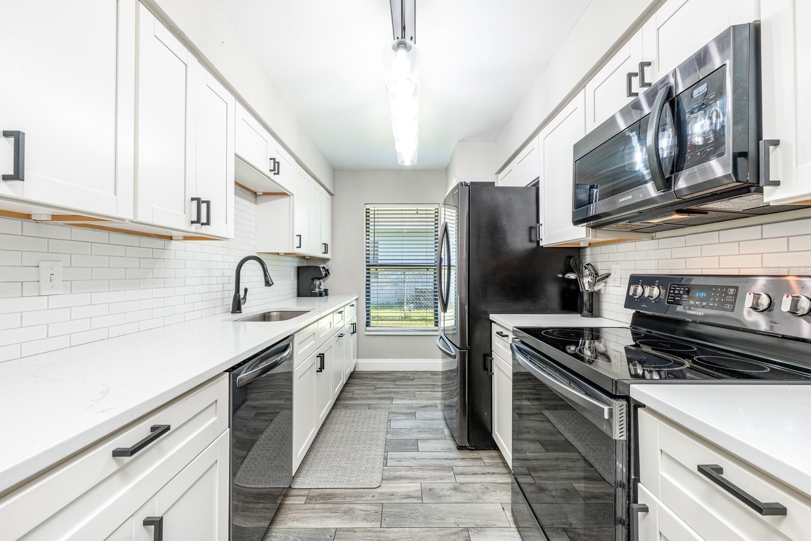 PINE CHASE ESTATES UNIT 1 - Residential