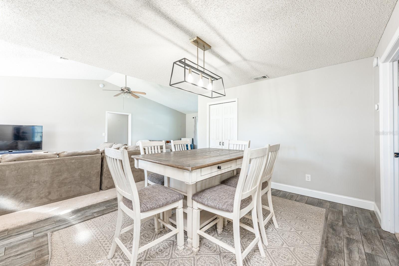 PINE CHASE ESTATES UNIT 1 - Residential