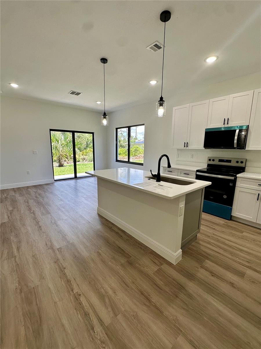 PORT CHARLOTTE SUB 08 - Residential Lease