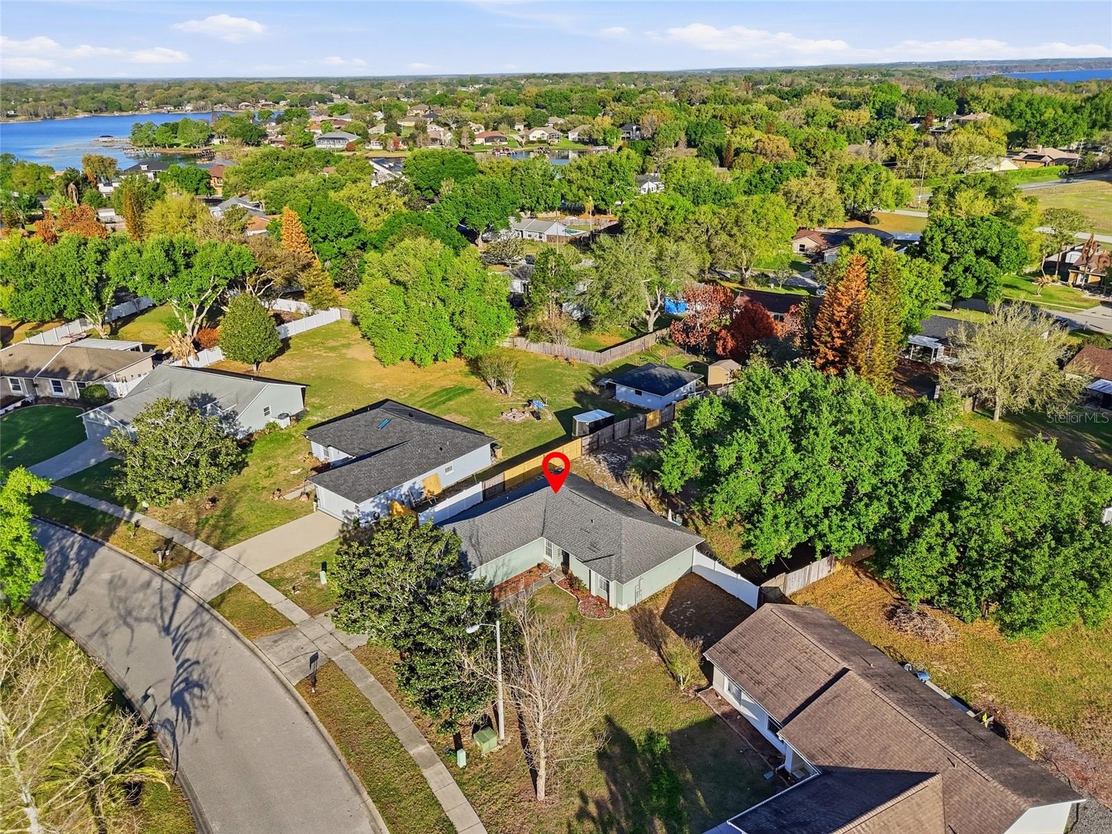 LAKE CRESCENT PINES - Residential