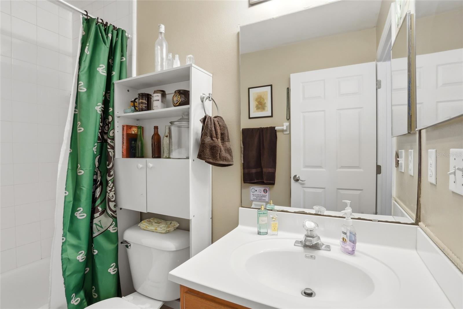 LAKE CRESCENT PINES - Residential