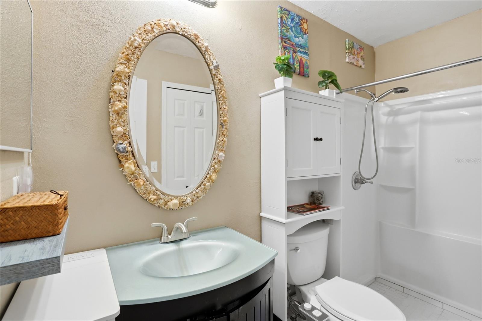 LAKE CRESCENT PINES - Residential