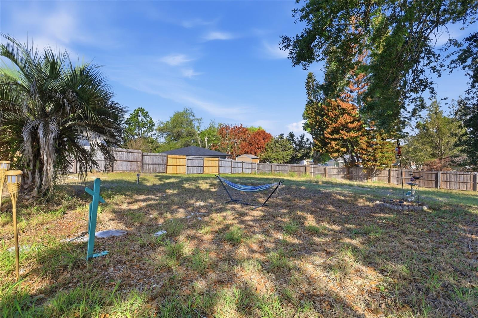 LAKE CRESCENT PINES - Residential