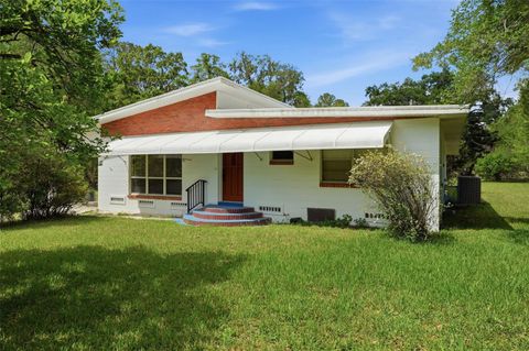 Photo of 19303 Fort Dade Avenue, Brooksville, FL 34601 (MLS # W7884073)