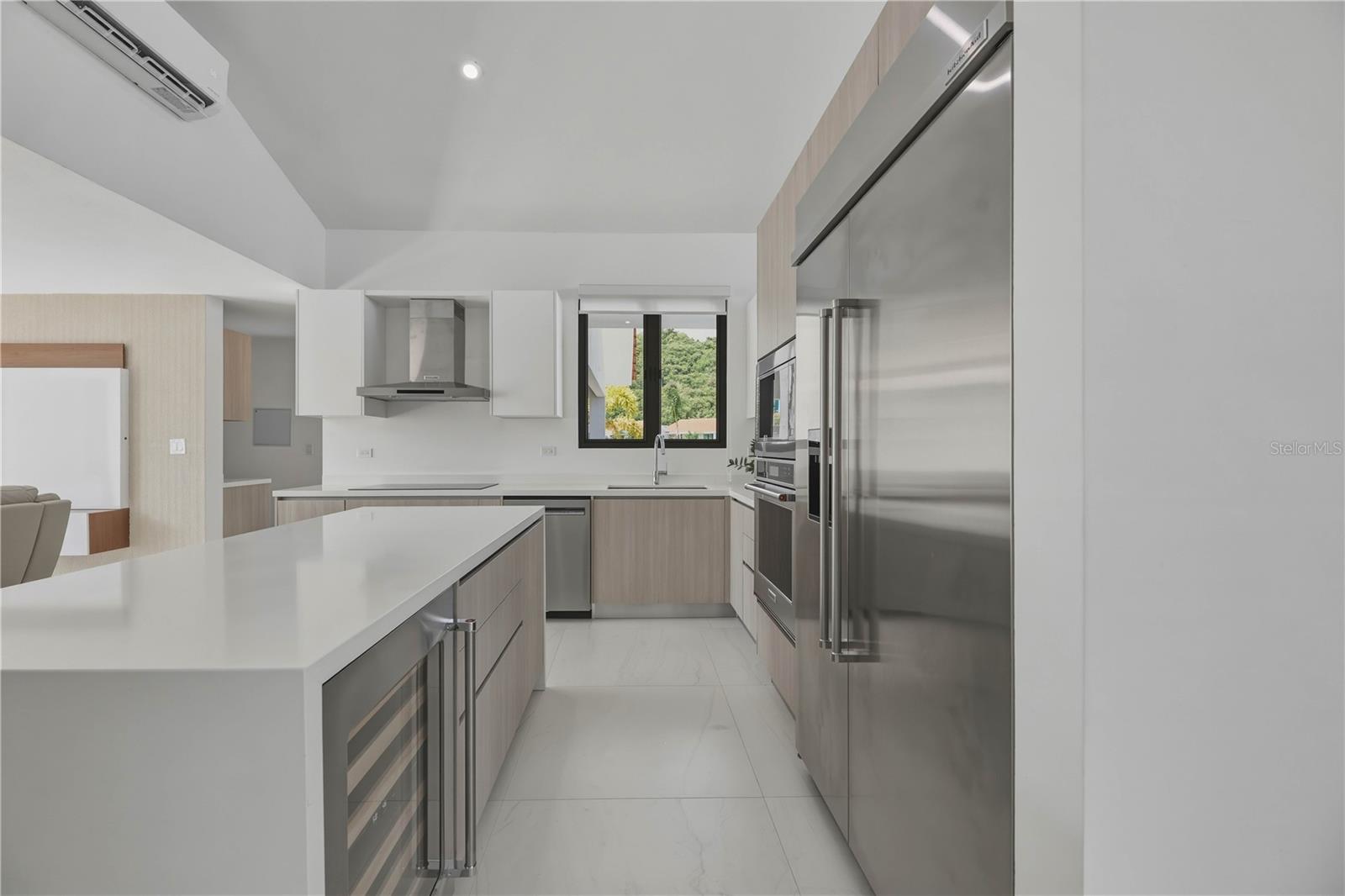 794 HELICORNIA STREET