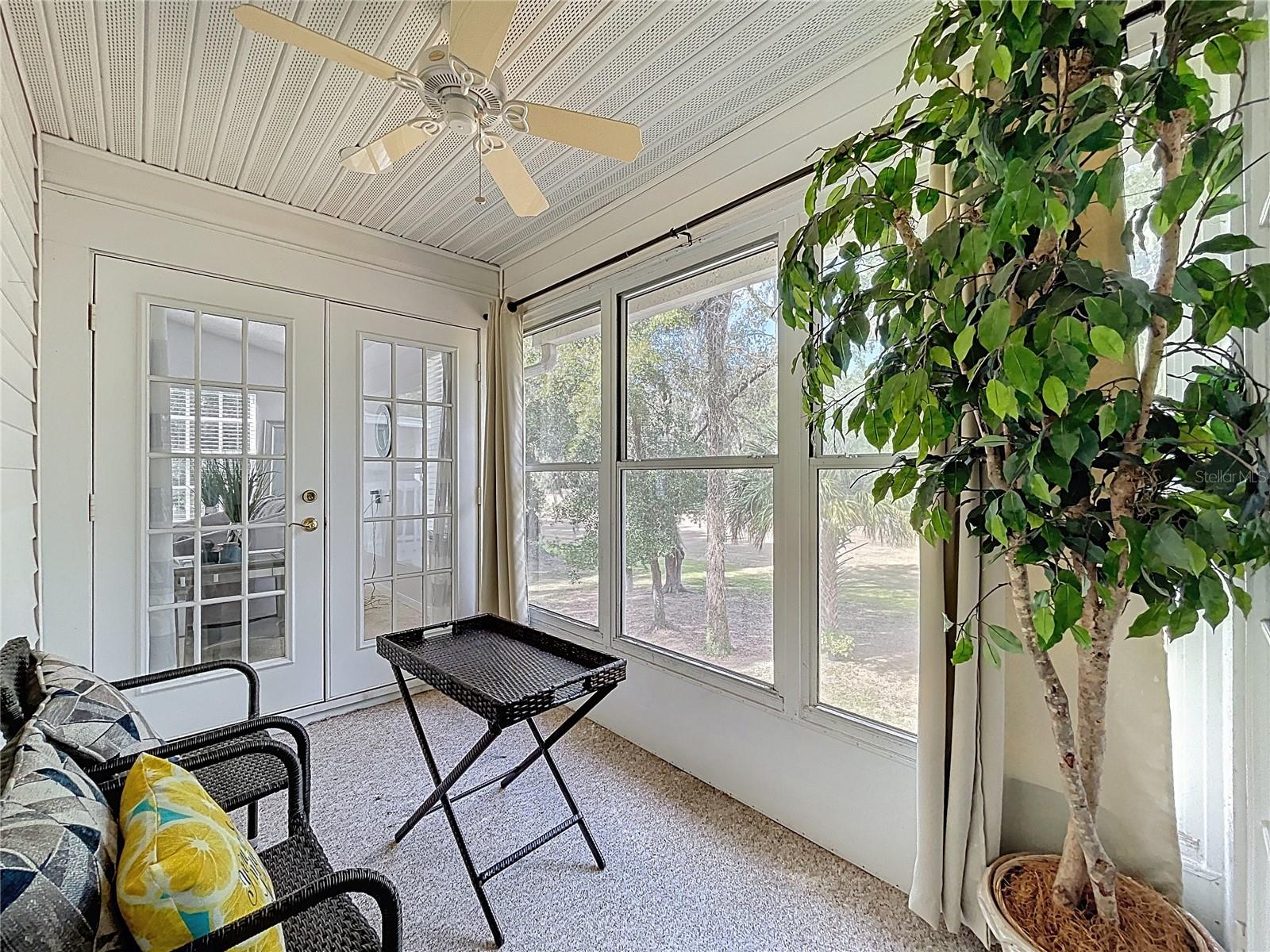 COACH HOMES AT ERROL PH 01 - Residential