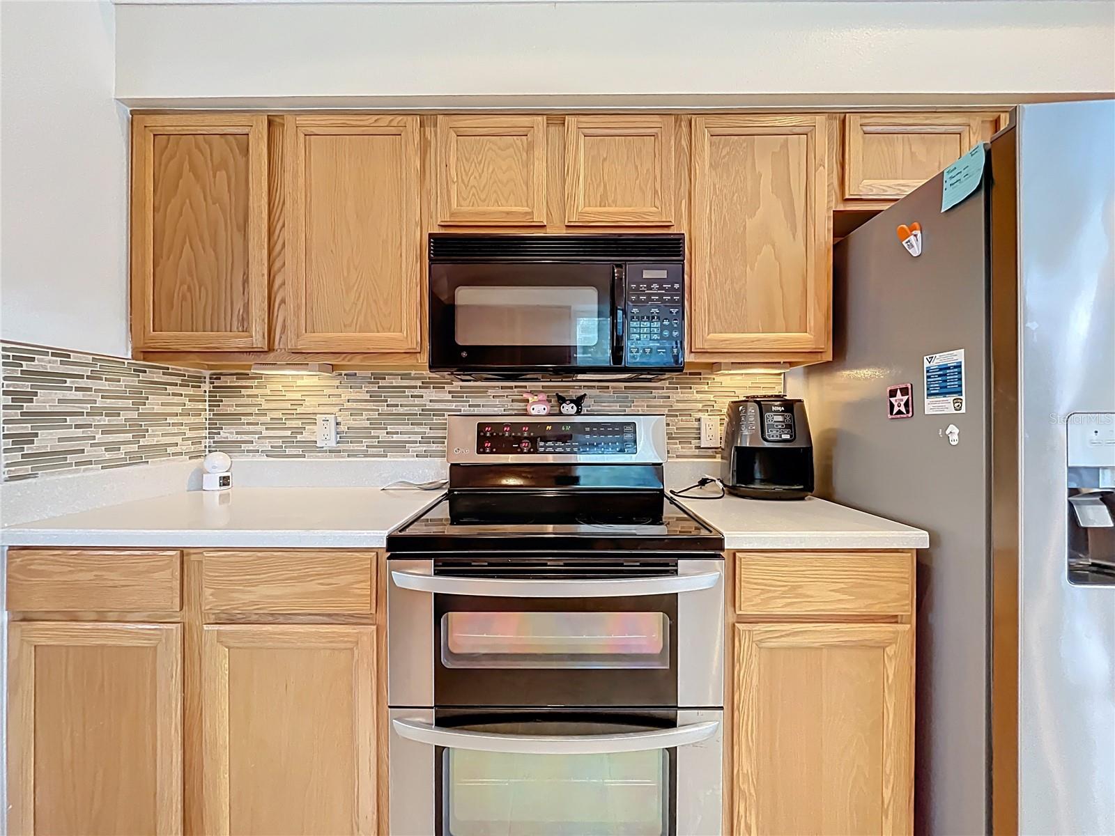 COACH HOMES AT ERROL PH 01 - Residential