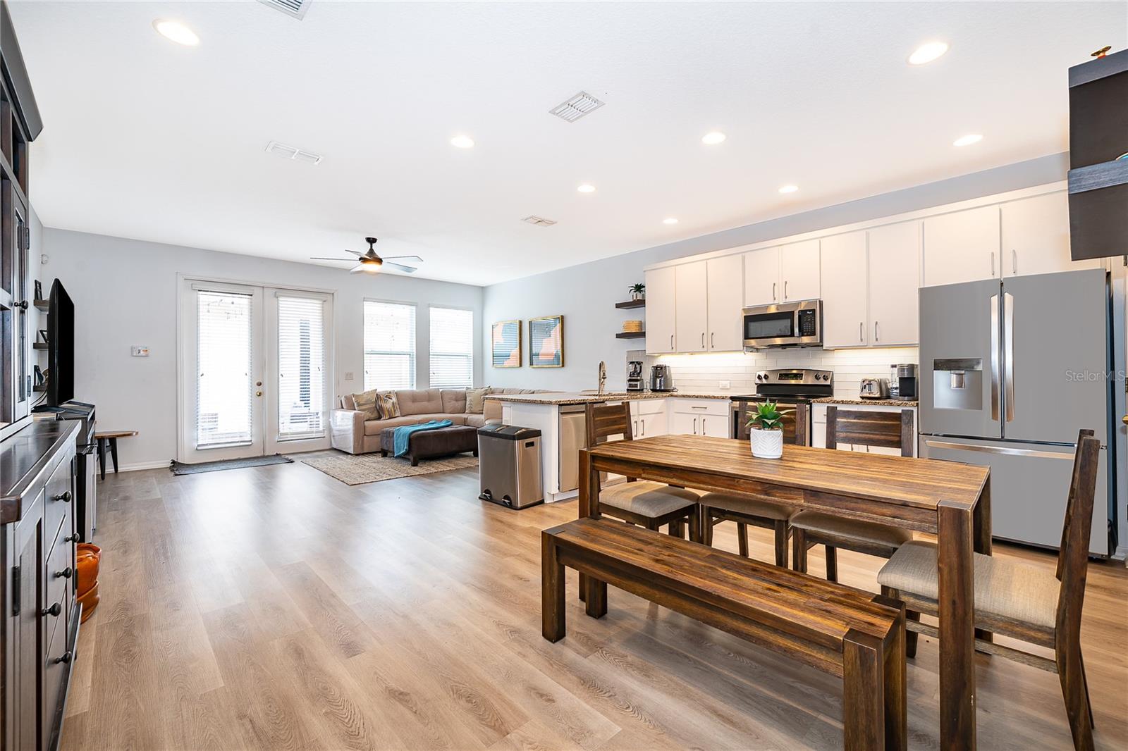 7432 LEIGHSIDE DRIVE