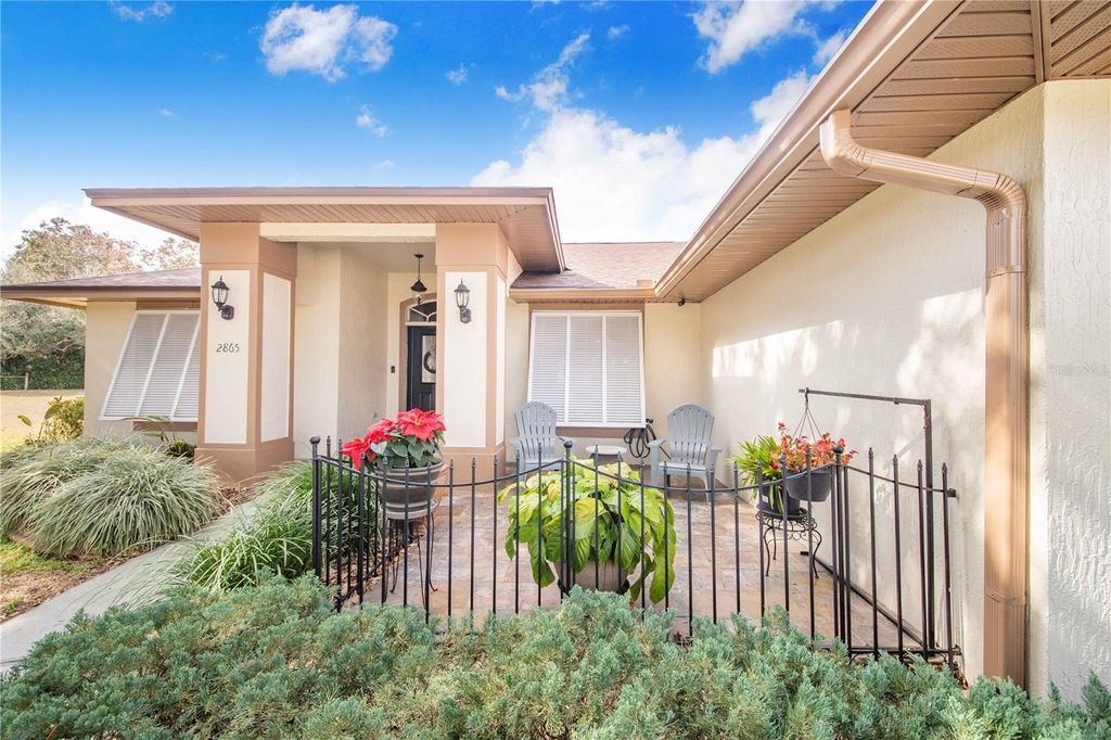 Photo of 2865 Pond View Drive, Haines City, FL 33844 (MLS # P4937806)