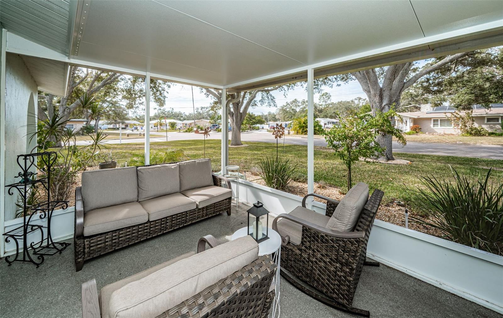 DUNEDIN ISLES COUNTRY CLUB - Residential Lease