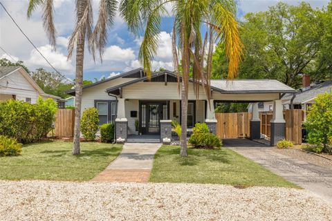 Photo of 303 W Curtis Street, Tampa, FL 33603 (MLS # TB8506115)