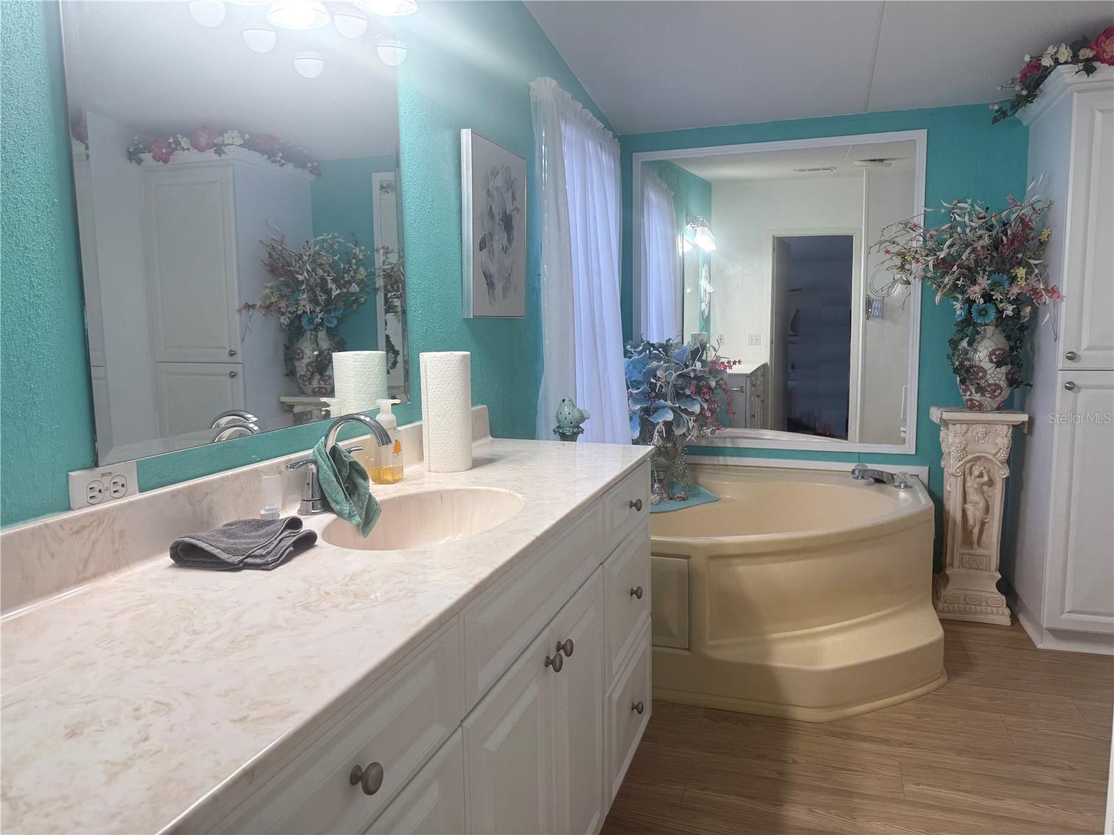 12501 ULMERTON ROAD 51