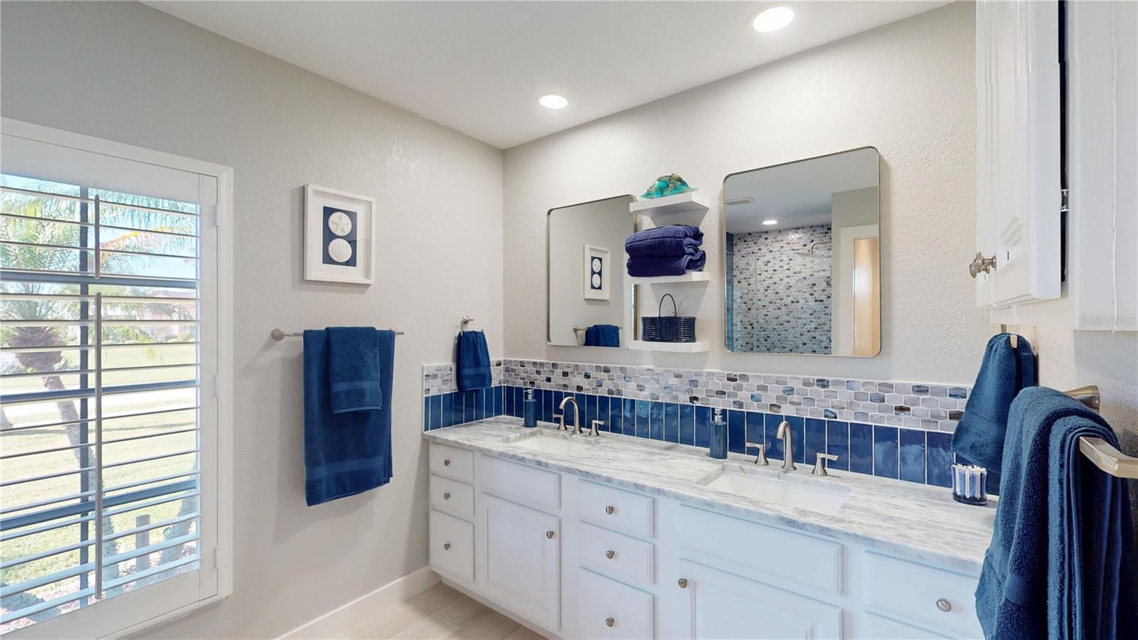 PUNTA GORDA ISLES SEC15 - Residential