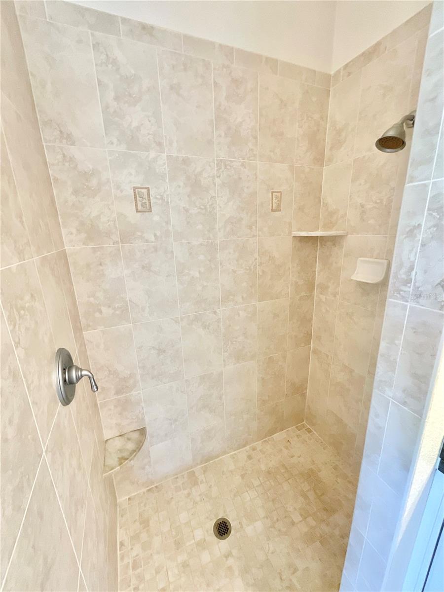 CYPRESS COVE SUB - Residential