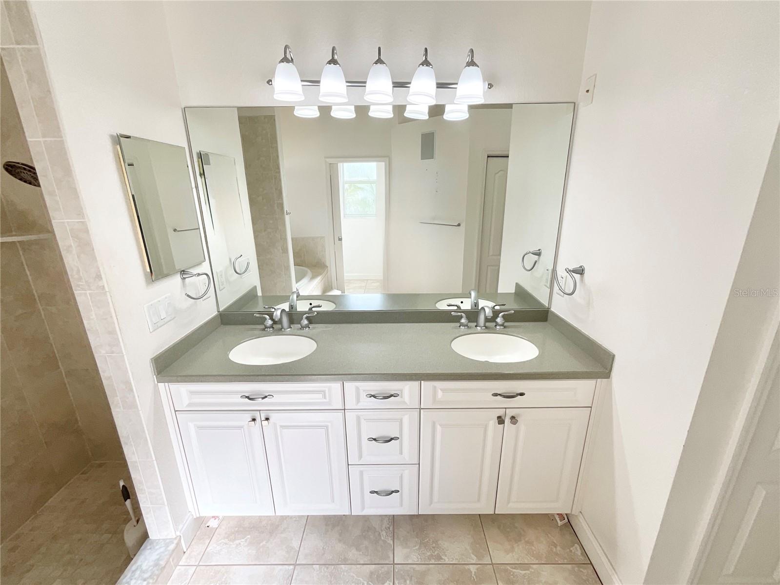 CYPRESS COVE SUB - Residential