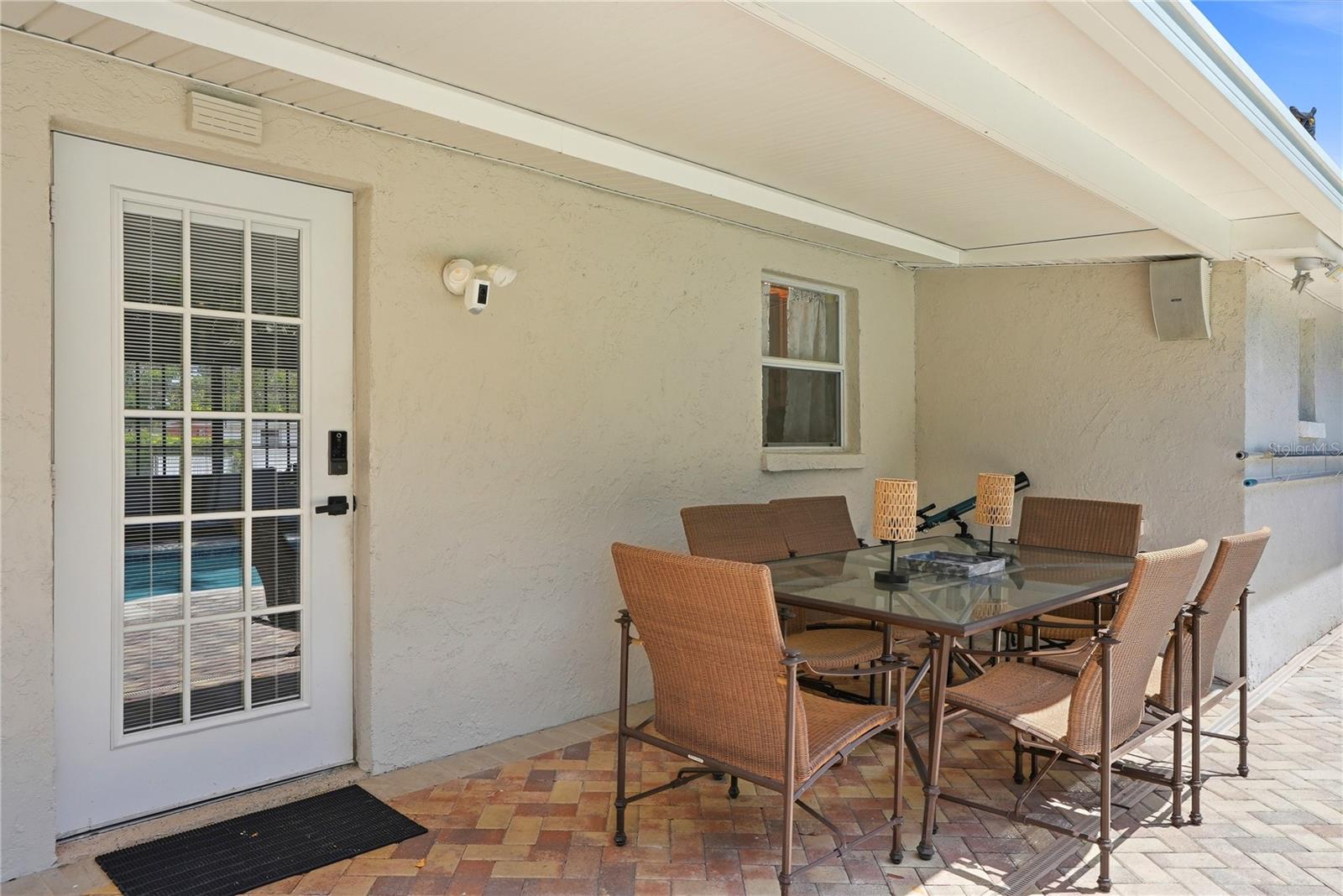 BAY BREEZE - Residential