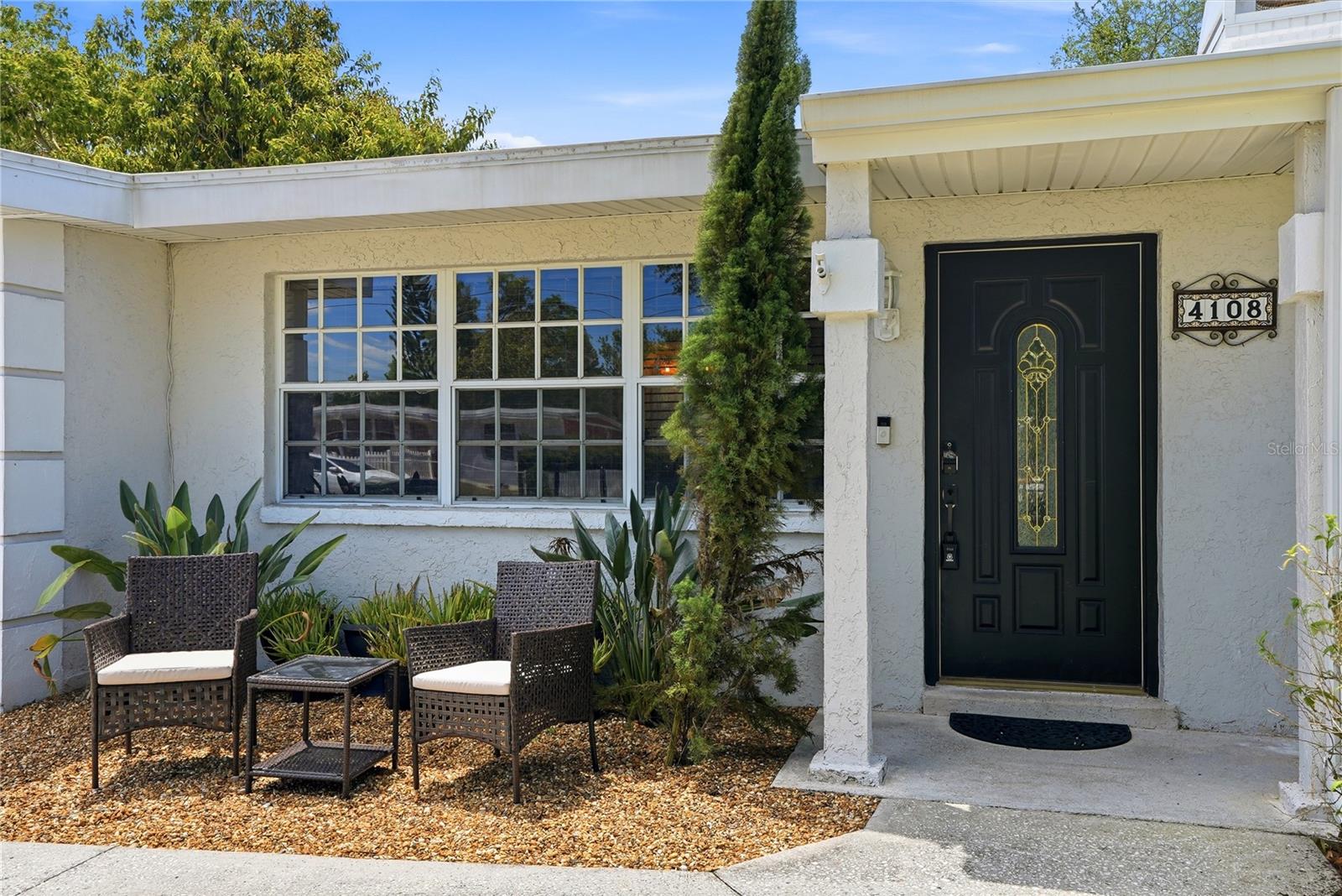 BAY BREEZE - Residential