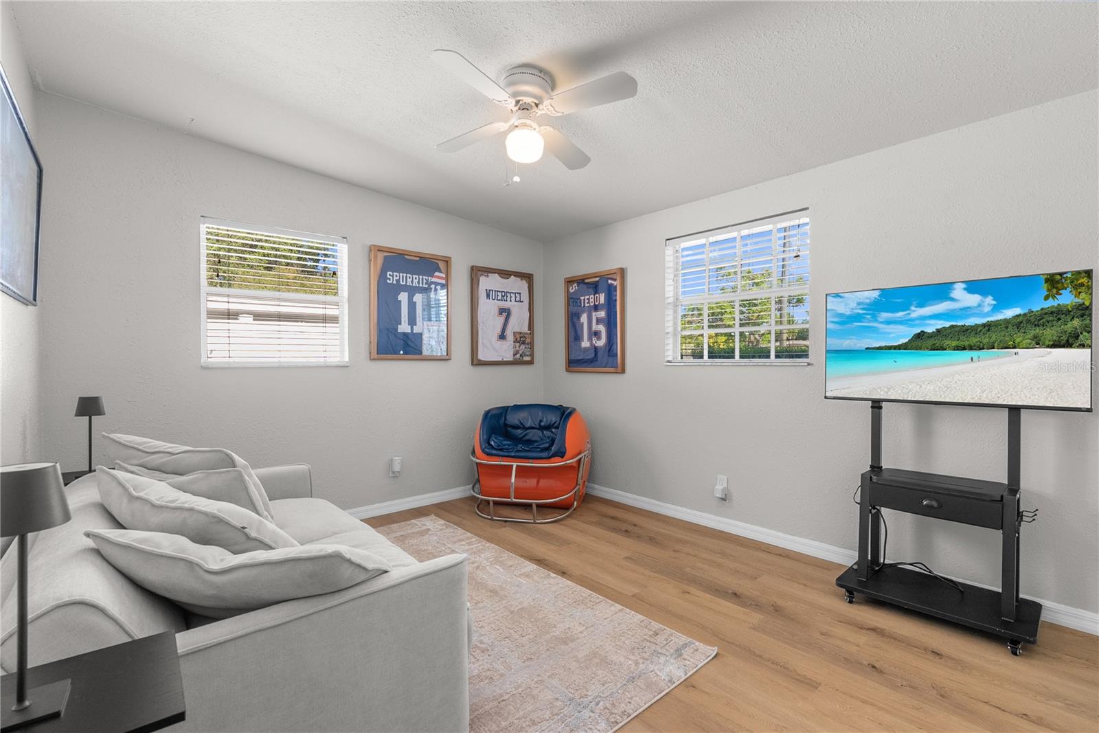 BAY BREEZE - Residential