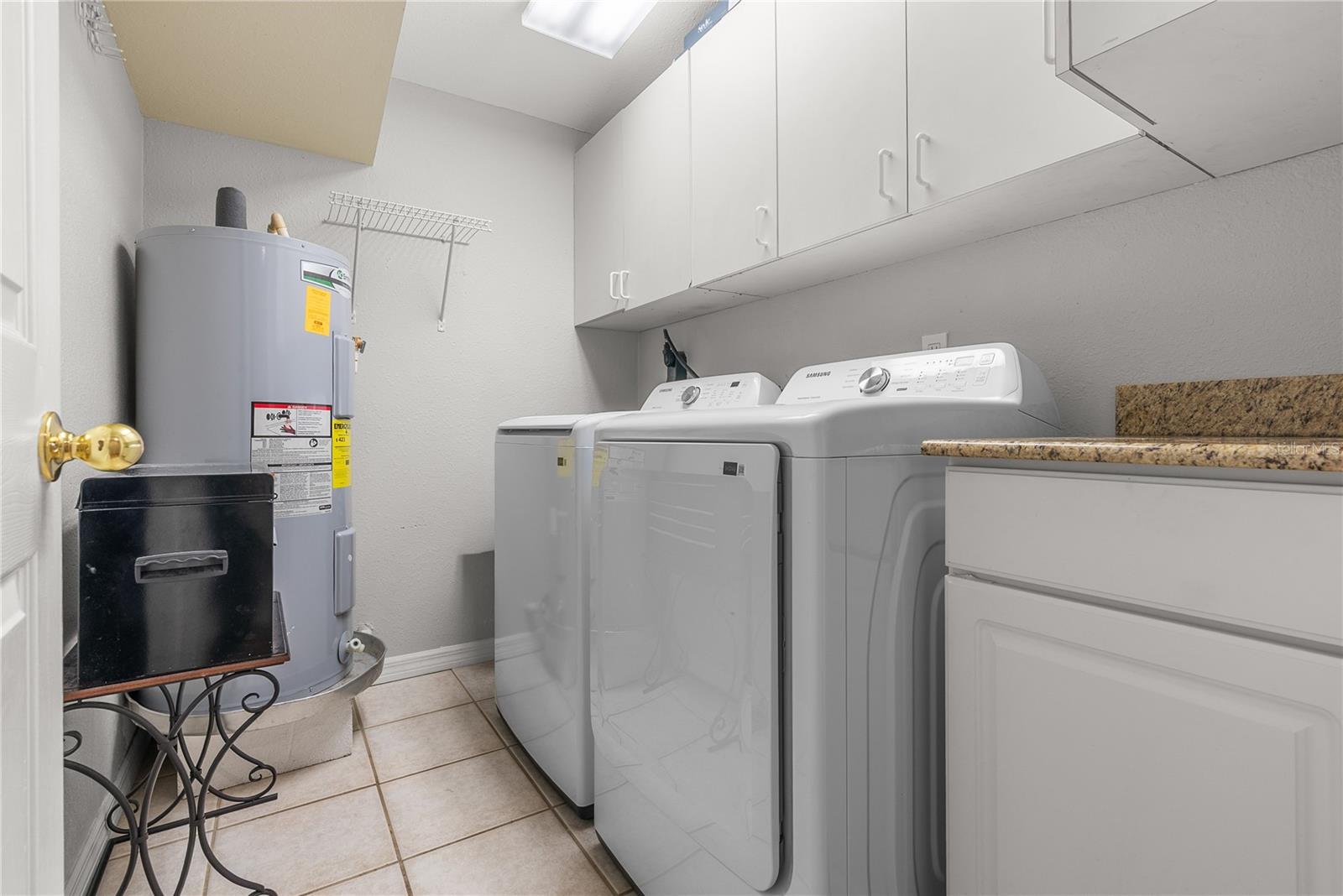 BAY BREEZE - Residential