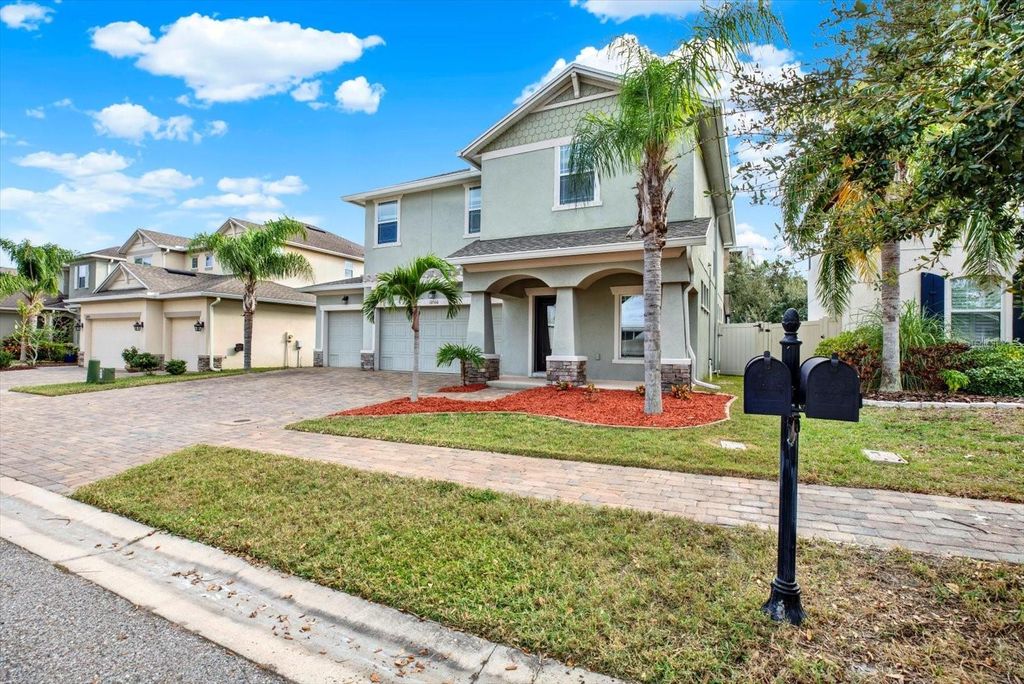 Photo of 10560 Lake Seminole Terrace, Seminole, FL 33772 (MLS # TB8453878)