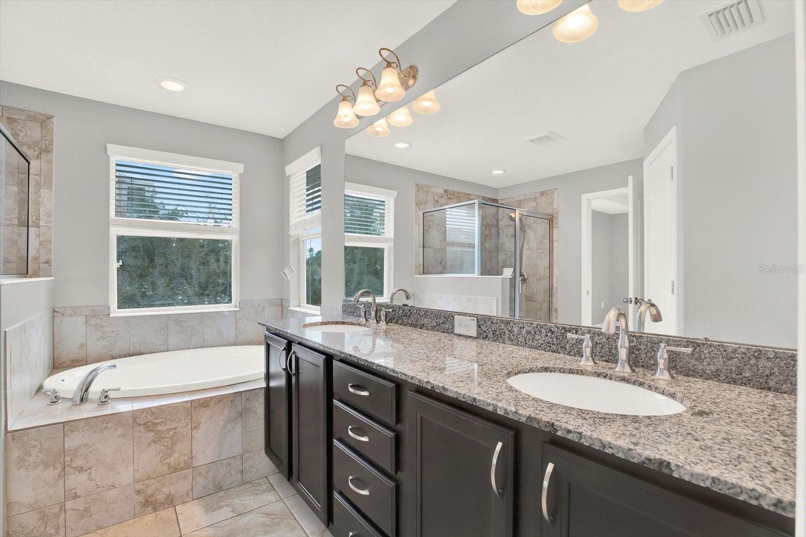 ENCLAVE AT LAKE SEMINOLE - Residential